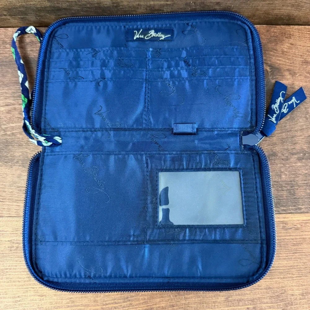 Vera Bradley Lilli Bell Quilted Zip Around Wristlet Wallet Blue Green Diamond